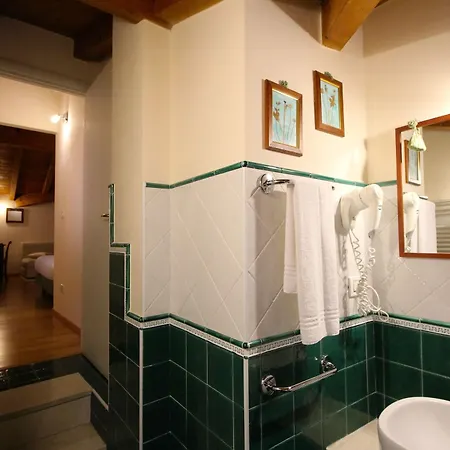 בית הארחה Casa Miramonte 2*