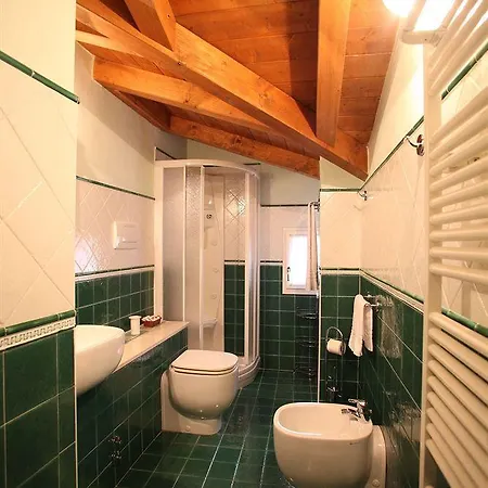 בית הארחה Casa Miramonte 2*